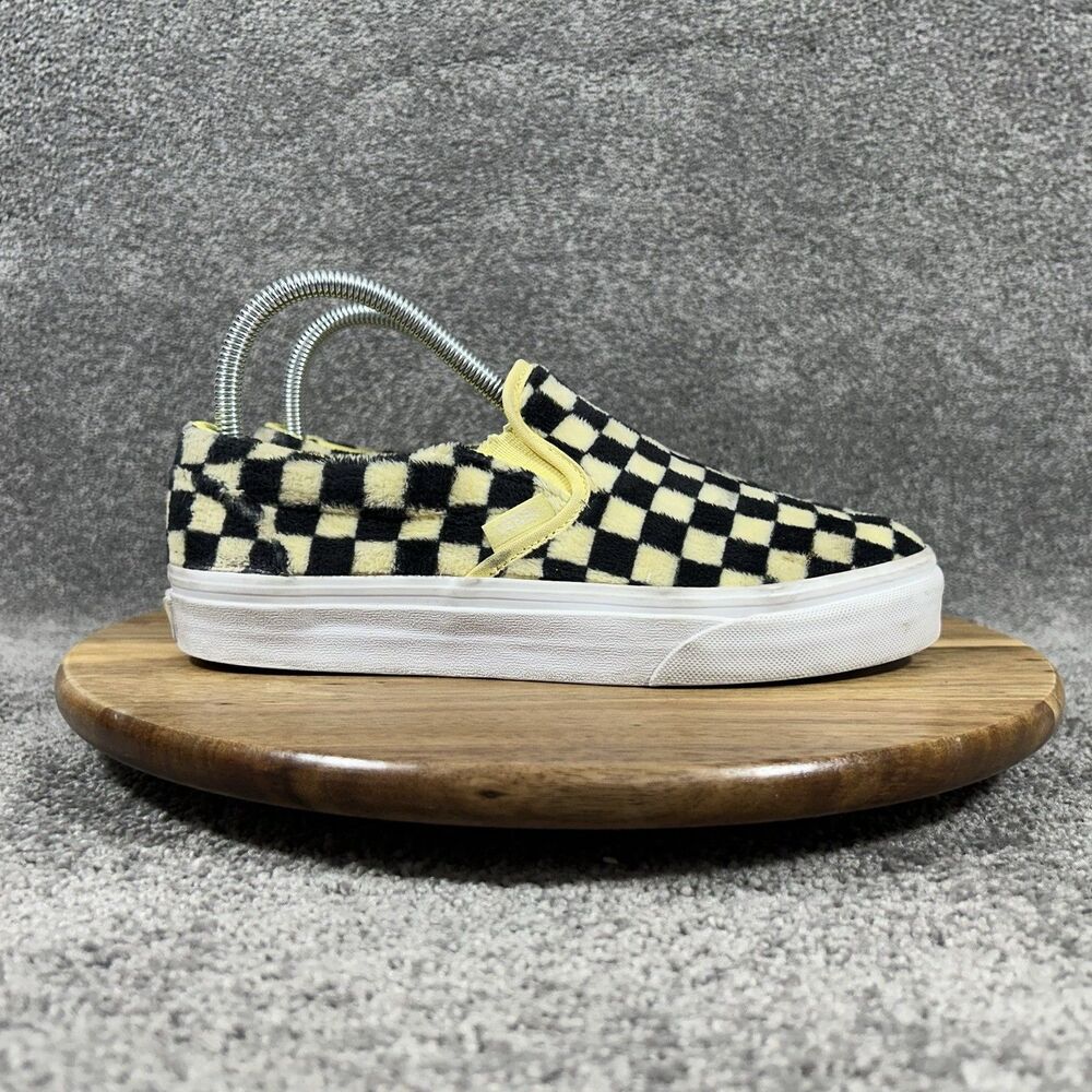 Vans Classic Slip On Checkerboard Women’s Size 7.5 Black Yellow Faux Fur Shoes
